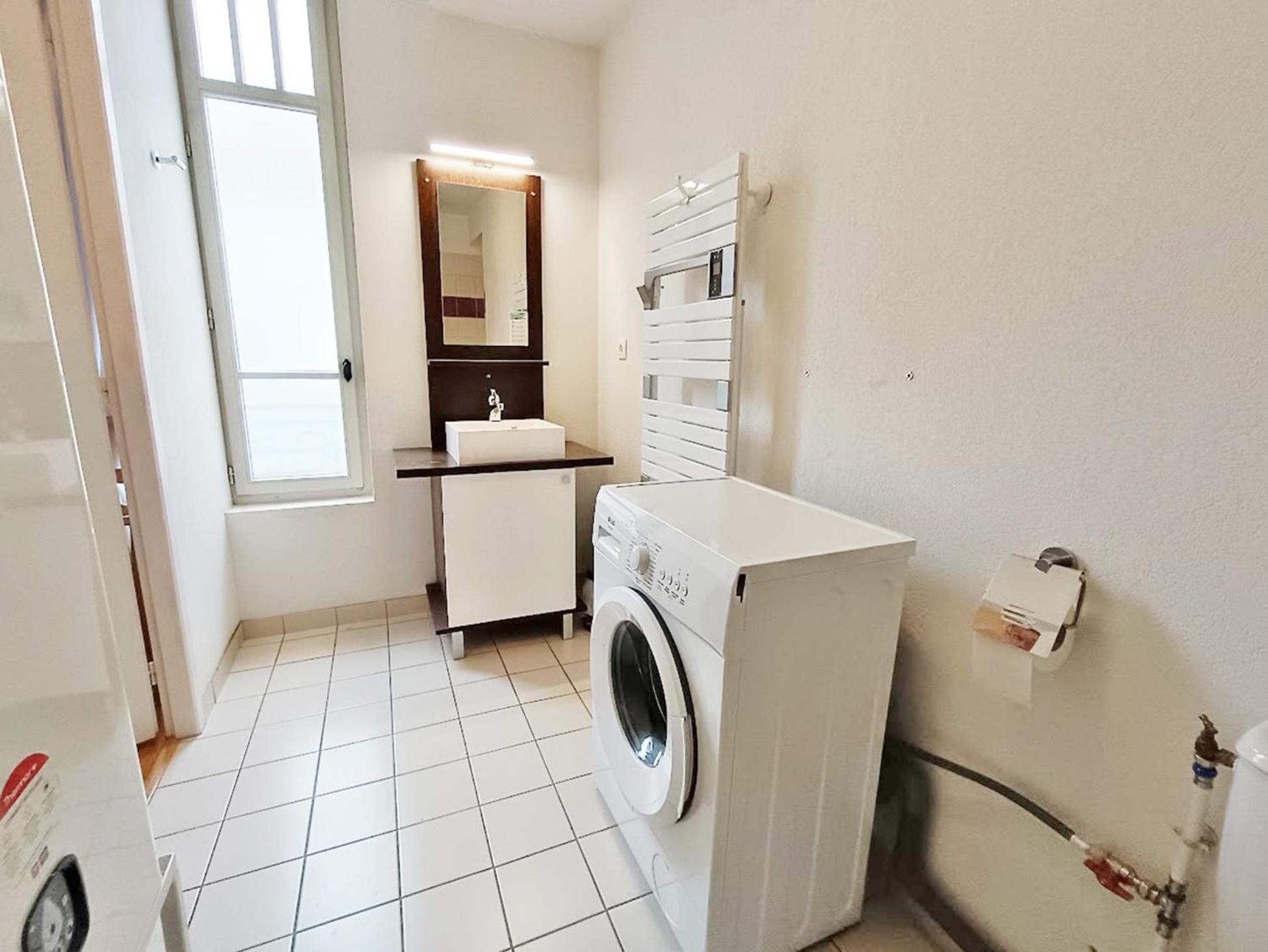 Il Etait Une Fois Luchon, T2, Centre Luchon, Wifi, Casier A Skis, Ascenseur, 4 Personnes Apartamento Bagnères-de-Luchon Exterior foto